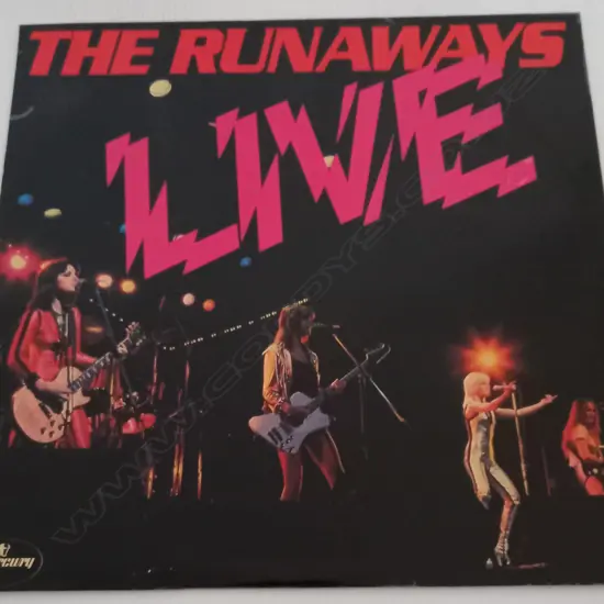 The Runaways, The Runaways Live